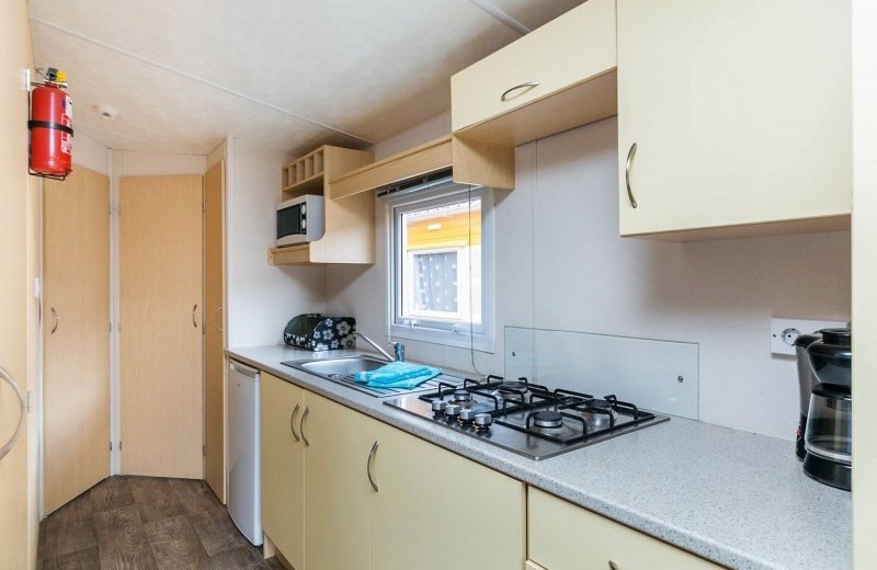 Summerbay cottage bm 08